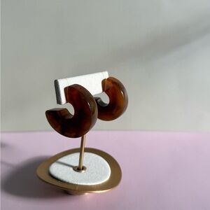 Tortoiseshell Resin Hoop Earrings Brown Statement